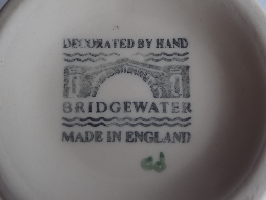 イギリスのBridgewaterのコーヒーカップです。