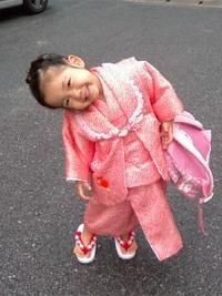 着物で保育園 2009/03/03 14:39:11