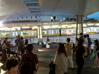 歌うドラマーストリートライブIN船橋は 2015/06/07 23:10:29