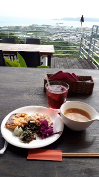 外来日・・・一人ランチ 2022/12/06 14:53:10
