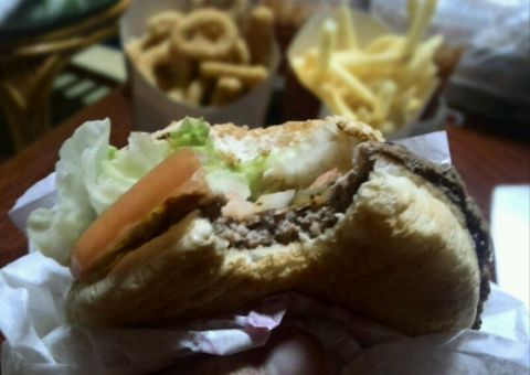 北谷町　BURGER KING　国体道路店