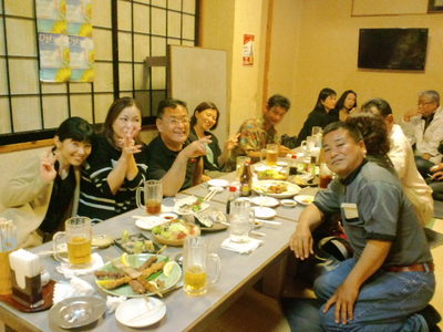 高校の同期が集まって飲んでたりします！