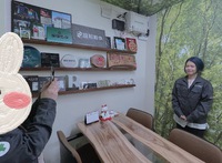 社内用クレドの社員写真撮影 第二弾です♪ 2025/02/17 18:29:34
