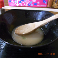 そば専門店　凸凹(でこぼこ)