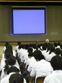波岡中学校での講演会終わりました(^-^) 2010/07/14 07:39:25