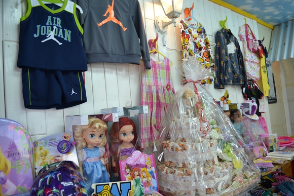 【子供服】うるま市宮里にあるベビーとキッズの洋服屋さん「B-shop SAO」さんを訪ねてきました