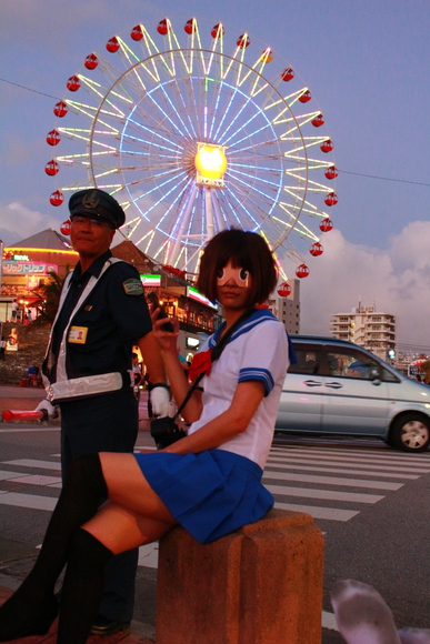 【動画あり】北谷町美浜で「ようかい体操」を踊ってみた【ハロウィン TI-DA Ver.】