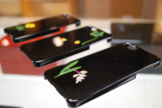 琉球漆器 × iPhone5ケース堆錦シリーズ