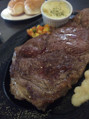 まとめ 肉好き必見 沖縄おすすめステーキ店14選 南部 中部 北部 てぃーだニュース