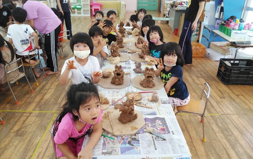 2021年10月8日 さざなみ保育園シーサー陶芸体験園児の皆様