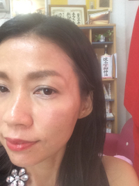 アイメイク白が浮いて見えるから(^-^)/ 2016/06/25 23:01:24