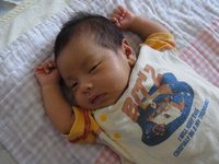 次男、１ヶ月になりました 2011/09/27 16:35:08