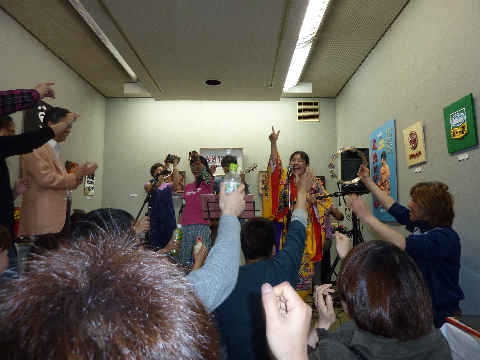 個展ライブ＆チャリティコンサート