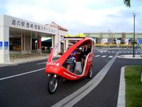 国際通りは、ベロタクシーで楽々移動！！