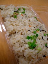 軽食コーナー　豊実の「ジューシー」！！