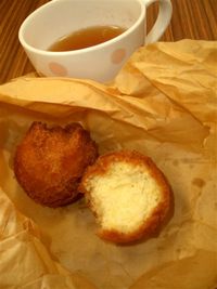 サーターアンダギーはあちこーこーで召し上がれ！！