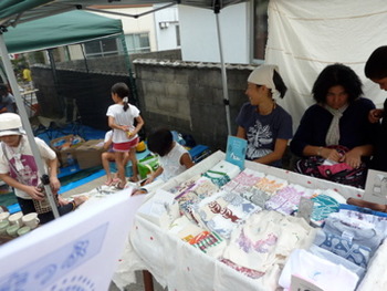 座喜味の城下町はとても大賑わいで素敵でした！坂上がり写真