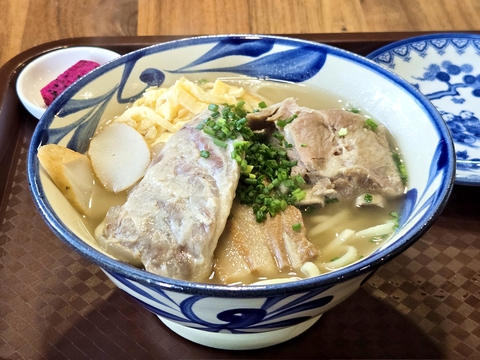 沖縄そばや 礼