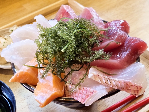 海鮮を求めて 海喜食堂