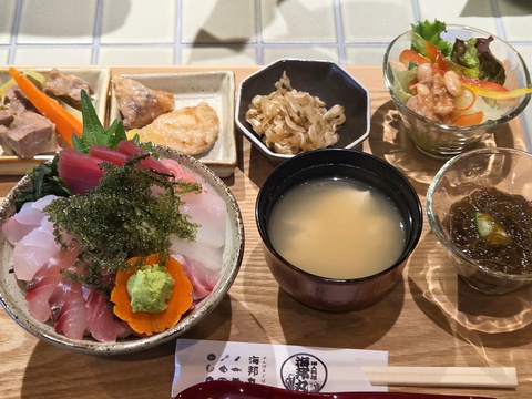 やんばるごはん 海邦丸 やんばるごはん 海邦丸