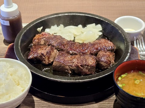 炭焼ハラミステーキ 牛米衛 炭焼ハラミステーキ 牛米衛