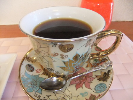 カフェ　オルオル