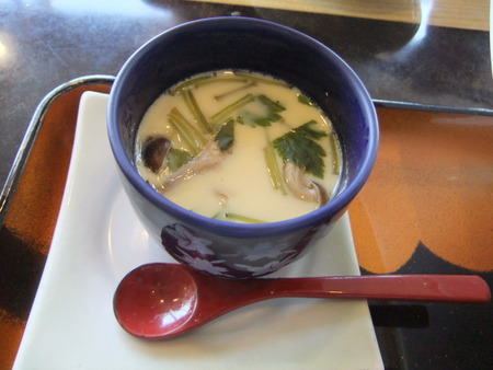 能登の海でランチ