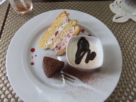 Ｃａｆｅ　ももやま