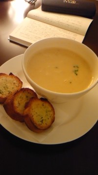 朝食を外で 2013/04/23 09:05:26