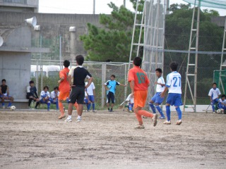 練習試合　前原高校　vs　与勝中学校