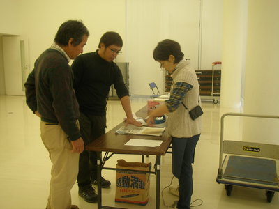 県博物館で紙すきワークショップ