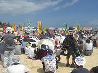 辺野古の浜*へ