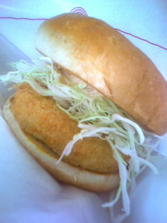 チキンバーガー引退