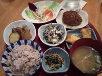 休日♪ 2010/11/26 22:23:54