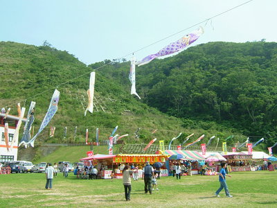 羽地ダム鯉のぼり祭り