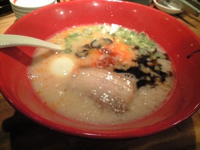 大阪駅近くのラーメン屋　「一風堂」